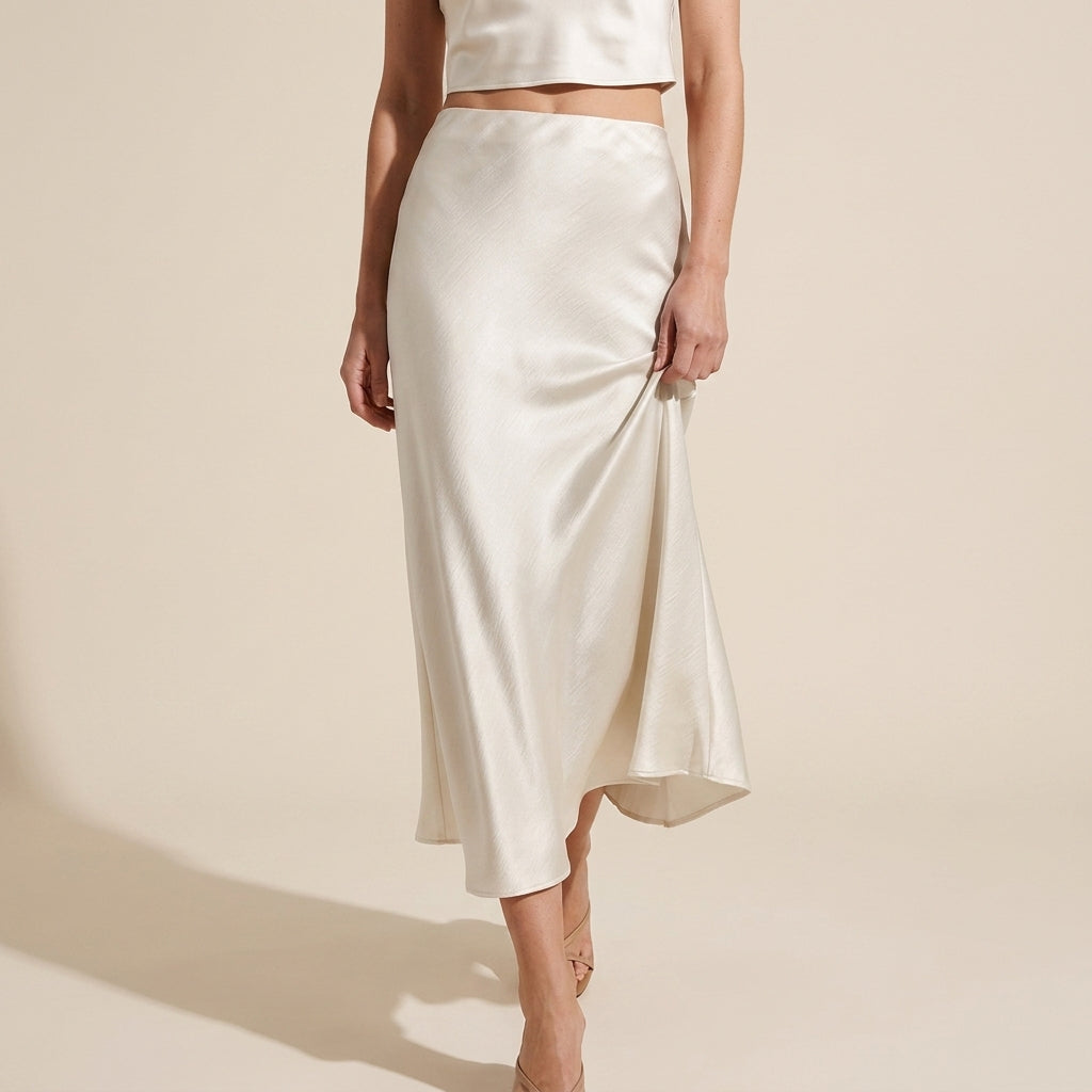 Satin Skirt in Apricot