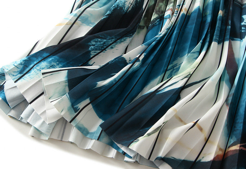 Abstract Print Pleated Skirt