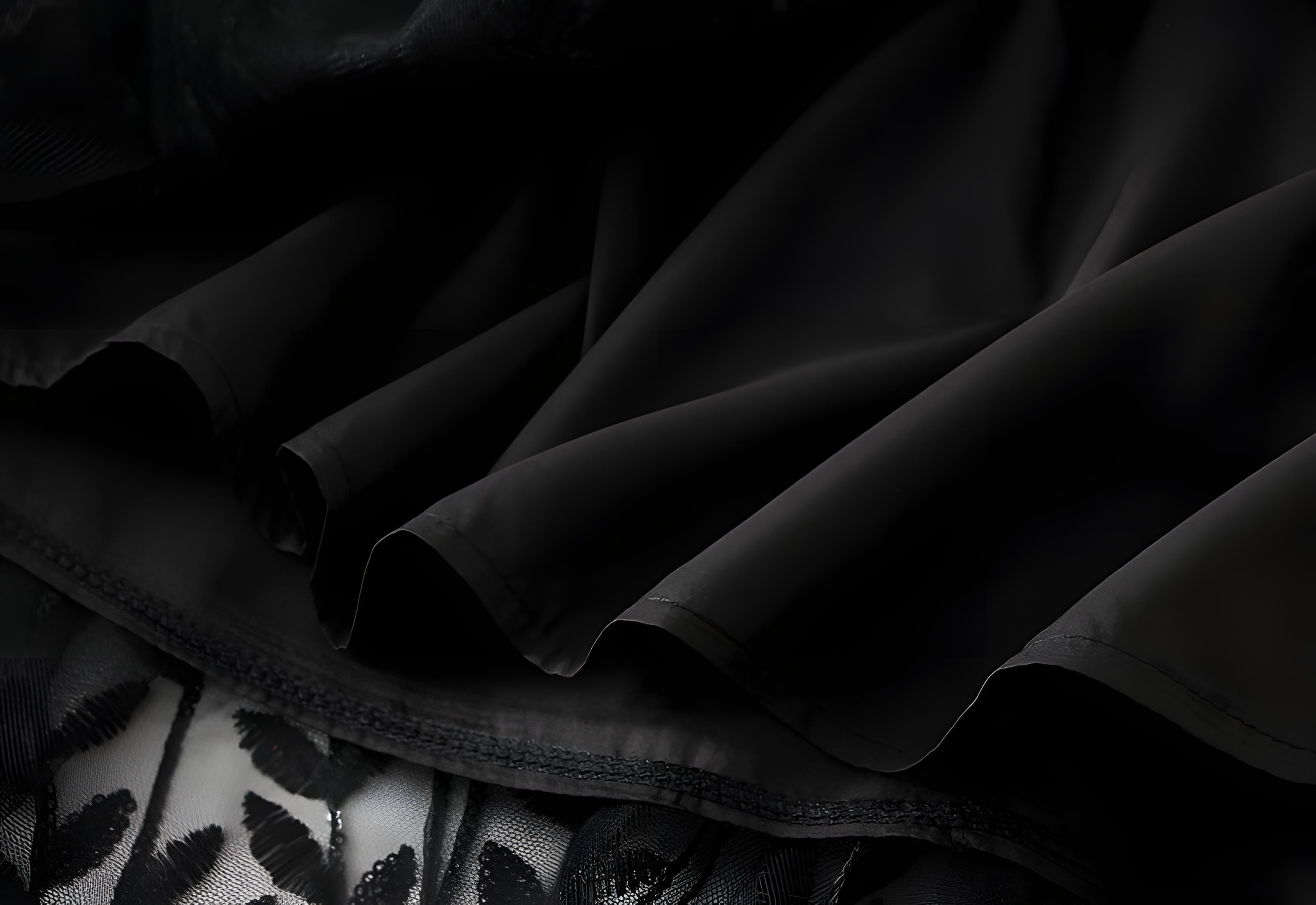 Multilayer Mesh A-Line Skirt With Glittering Leaf Embroidery - 1888_BLACK