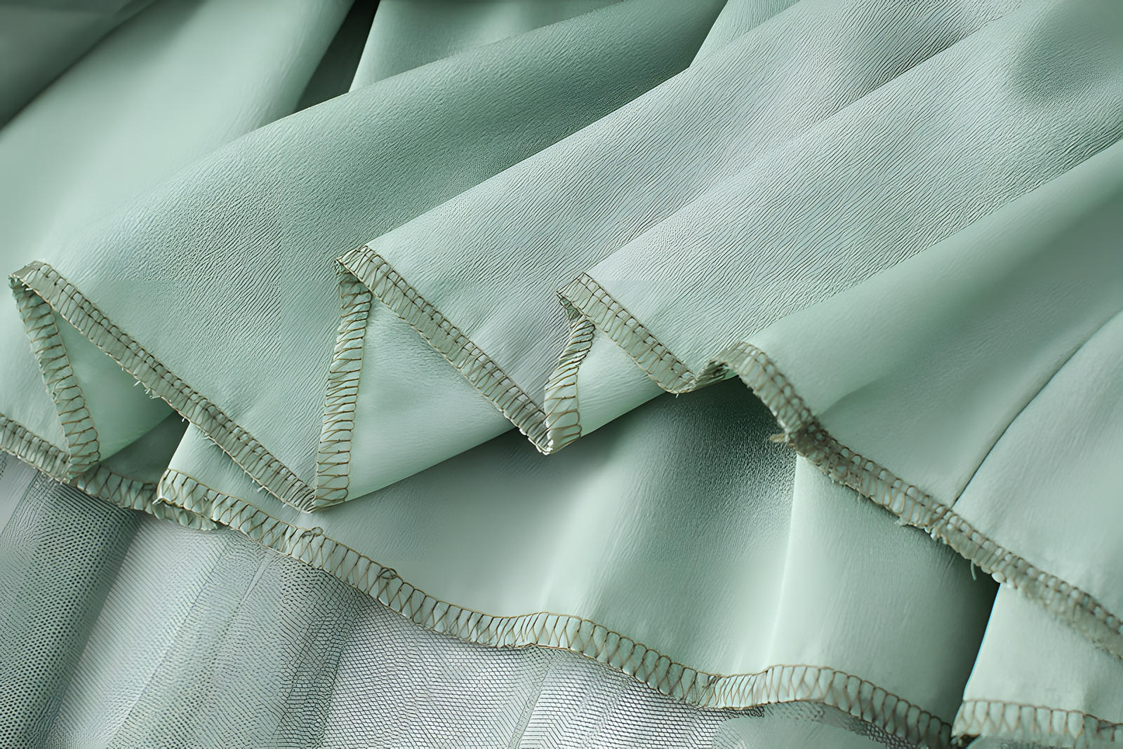 Multitier Irregular Mesh Green Skirt - 8621_GREEN